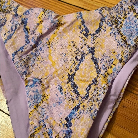 L*Space Cabana Bitsy Bottom - Serpentina - Picture 3 of 12